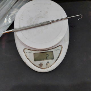 Cây móc tủ cung, dùng triệt sản thú cưng