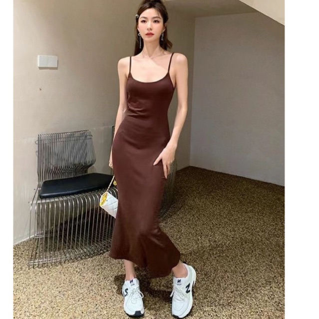 Váy body dáng dài 2 dây đuôi cá màu nâu hàng Quảng Châu chất liệu thun dày dặn co giãn nhẹ không phai không bai nhão 627