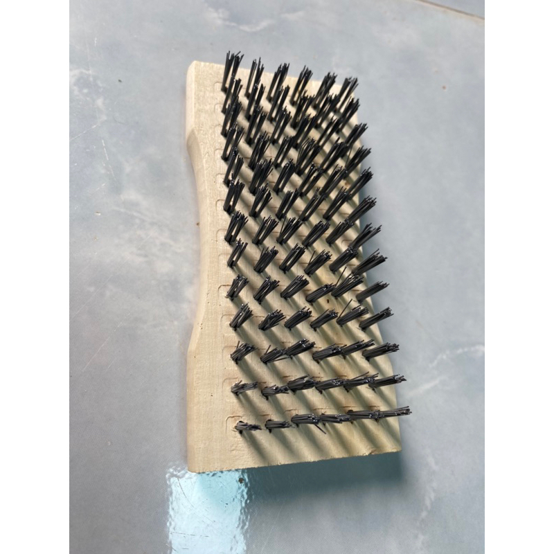 Bàn chải sắt cán gỗ 5hàng-7hàng-vuông