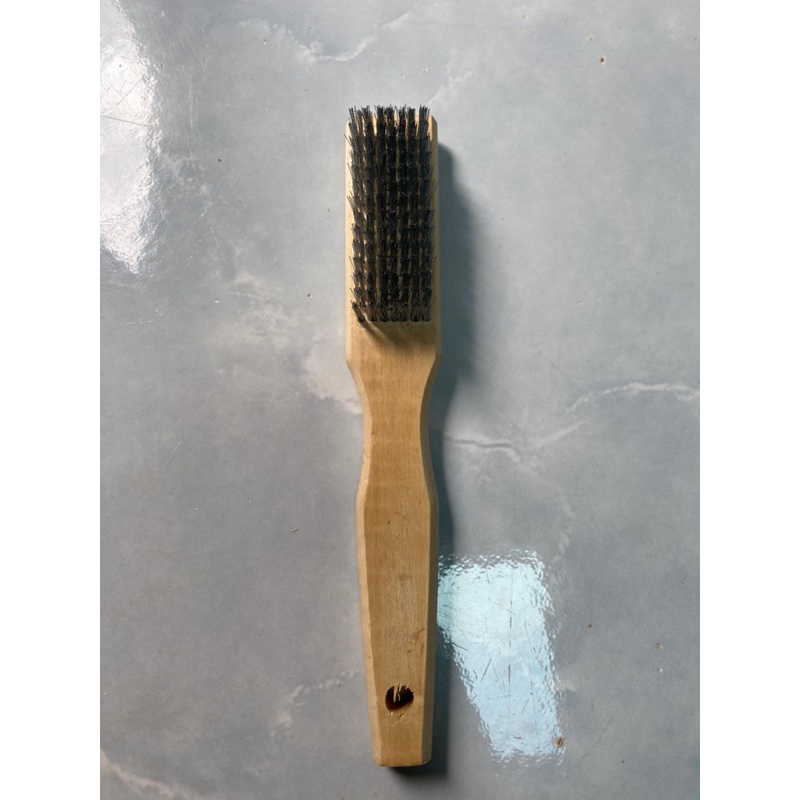 Bàn chải sắt cán gỗ 5hàng-7hàng-vuông