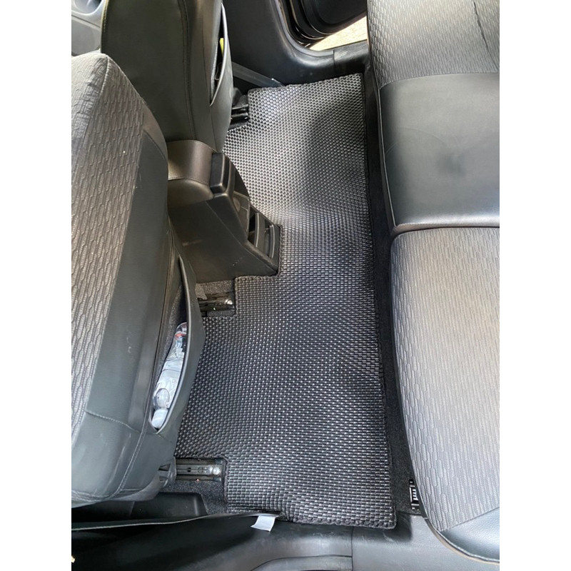 Thảm lót sàn PVC cho Suzuki XL7