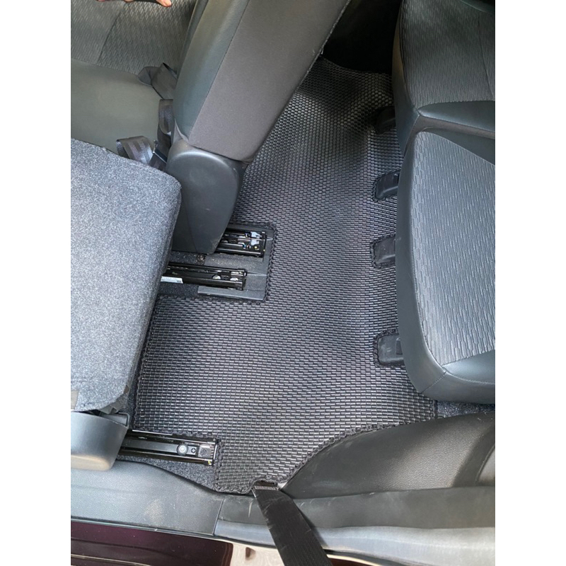 Thảm lót sàn PVC cho Suzuki XL7