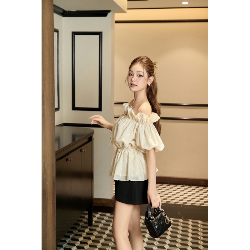 Áo trễ vai Hanie - Hàng thiết kế