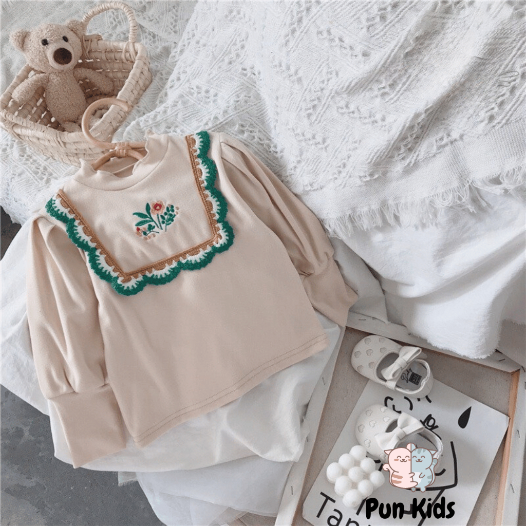 Áo nỉ giữ nhiệt dài tay hoạ tiết hoa thêu viền bèo xanh cho bé gái 9-27kg AMĐ04