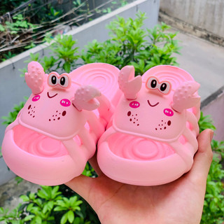 Dép Siêu Nhẹ Hình Cua Ngộ Ngĩnh Cho Bé Trai Bé Gái Siêu Nhẹ Chống Trơn Trượt MS819