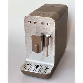 [NHẬP ĐỨC] MÁY PHA CÀ PHÊ TỰ ĐỘNG SMEG BCC02 VÀ BCC02RDMEU  ,BẢO HÀNH 12 THÁNG