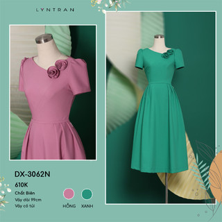 Váy xòe LYN TRAN DX-3062N cổ lệch đính 2 hoa Chất Biên Mềm Mịn Trơn Sóng