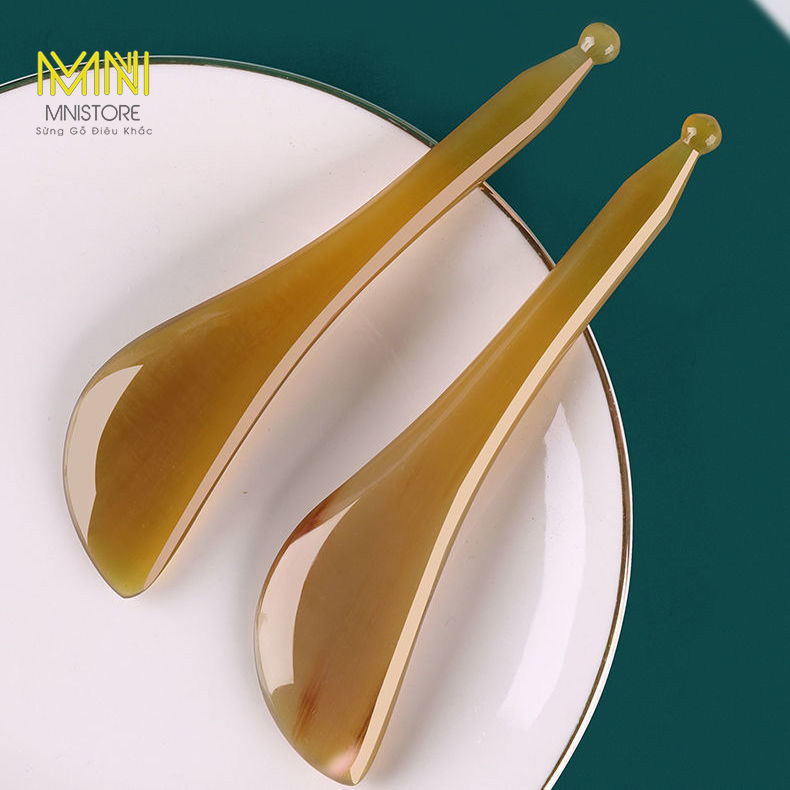 Cạo gió sừng đánh bay vết nhăn da mặt mà không cần dùng bất kỳ loại kem dưỡng nào