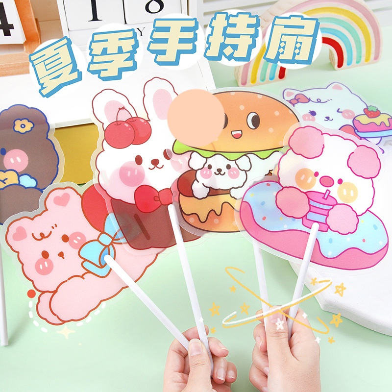 [siêu rẻ]  Quạt Mini Cầm Tay Bằng Nhựa Họa Tiết Hoạt Hình Dễ Thương Cho Học Sinh