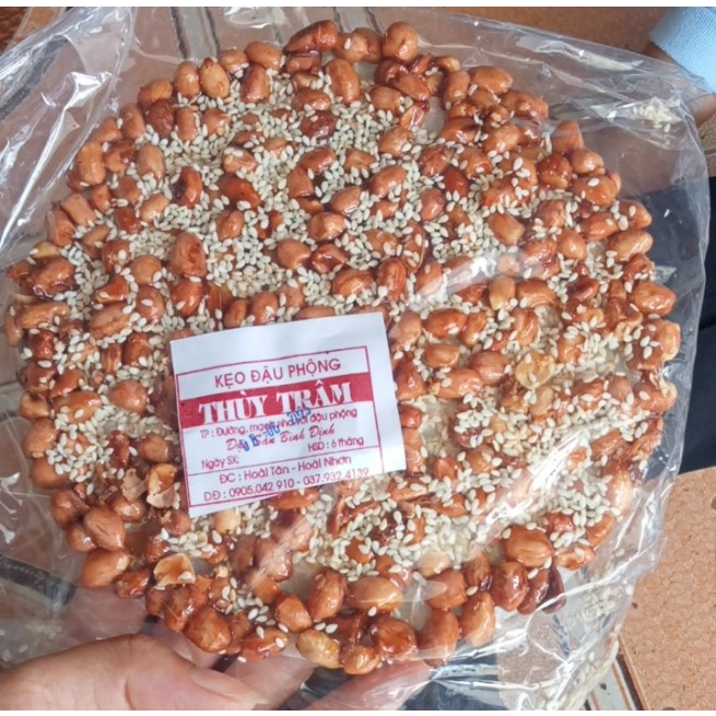 Kẹo Đậu Phộng Nguyên Hạt  Loại 15 cm 200gr  Đặc Sản Bình Định