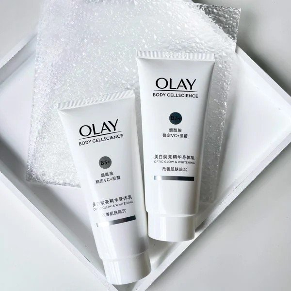 Sữa Dưỡng Thể Body Olay B3 Bright Ultra Whitening Vitamin C dưỡng trắng toàn thân