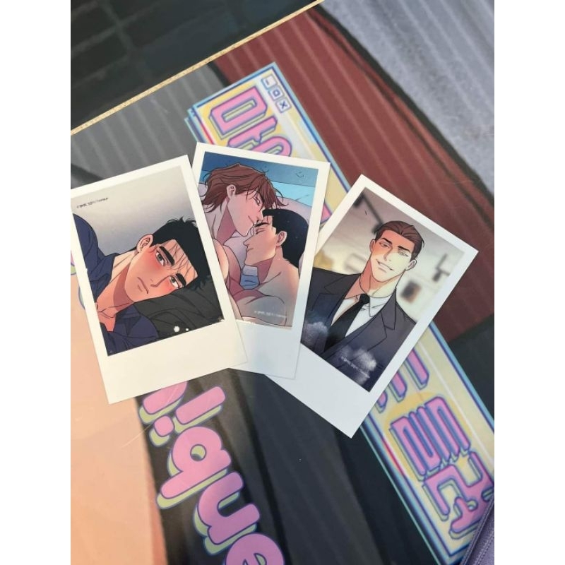 Ảnh pola nhân vật trong truyện manhwa fullvolume hàng chính hãng