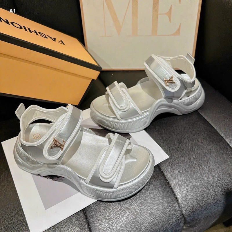 Sandal LV hàng vnxk - Về mầu bạc mới hót 2023