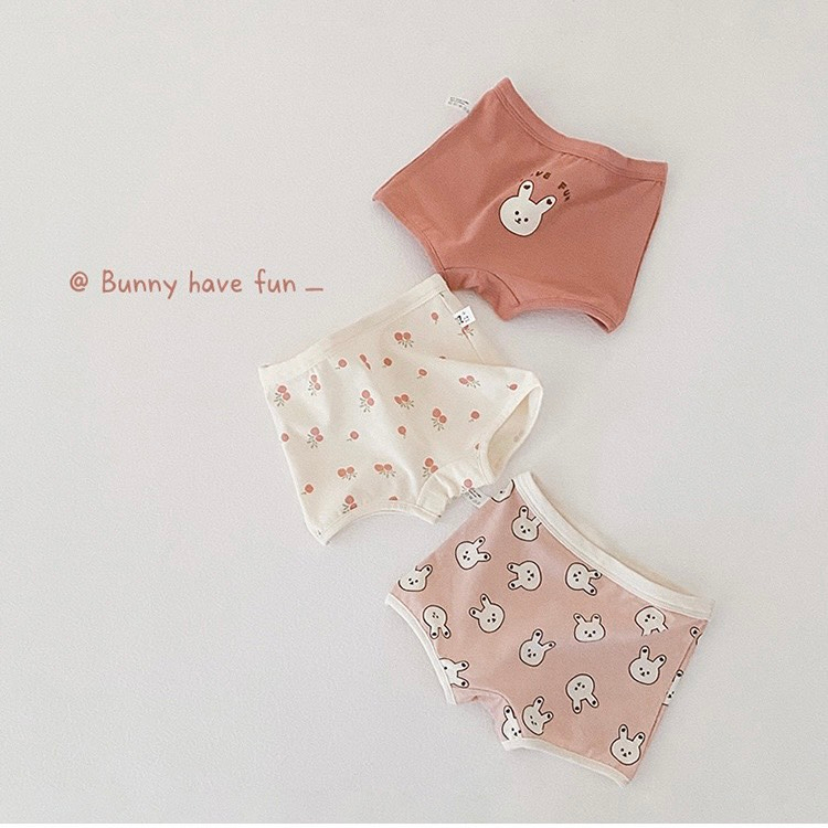 Set 3 quần chip đùi tam giác cho bé gái nhiều mẫu hình đáng yêu gấu thỏ Bunny