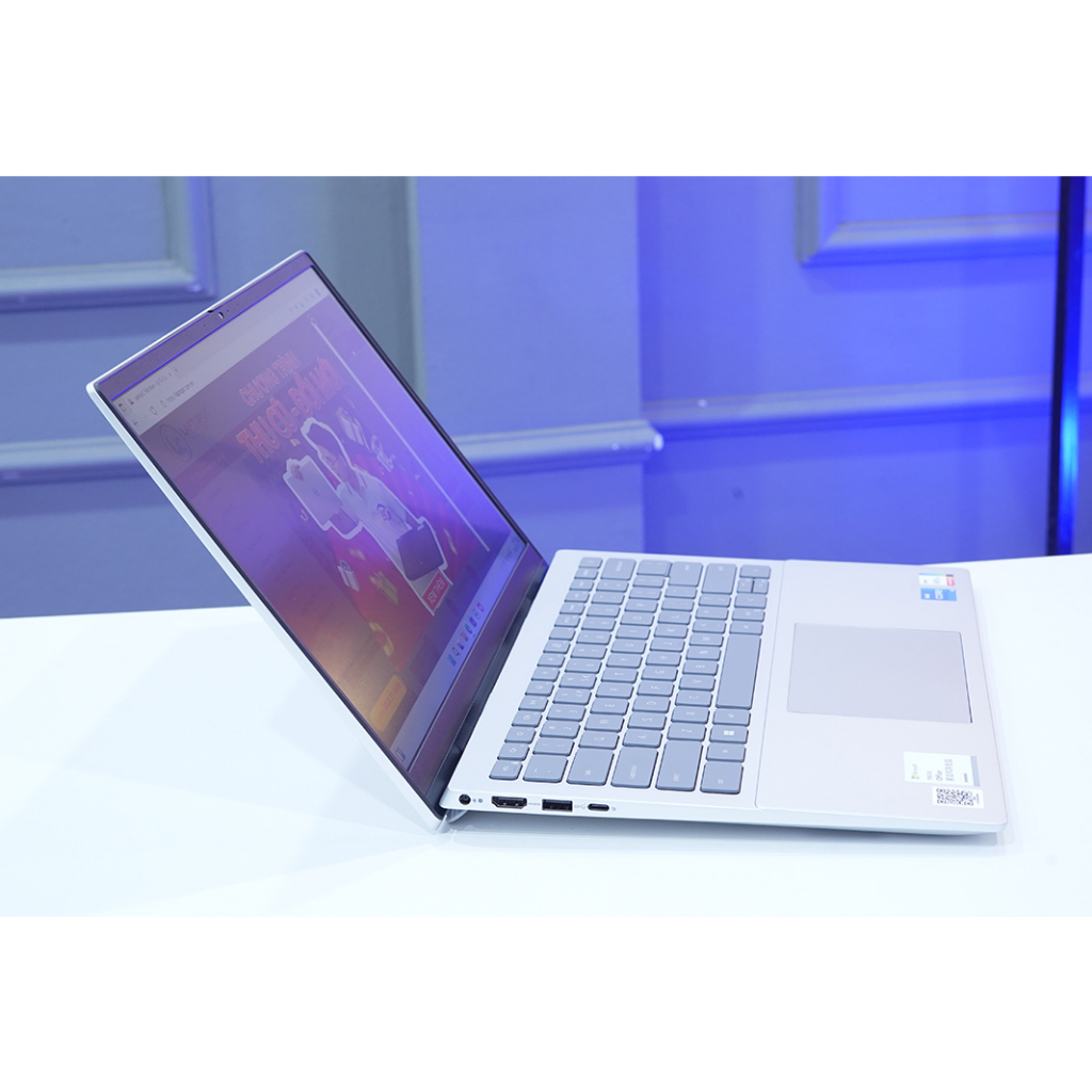 Dell Inspiron 5420 {Core i5-1240P, RAM 16G, SSD 512G, VGA Iris Xe Graphics, Màn 14 in full HD+ IPS Ultrabook