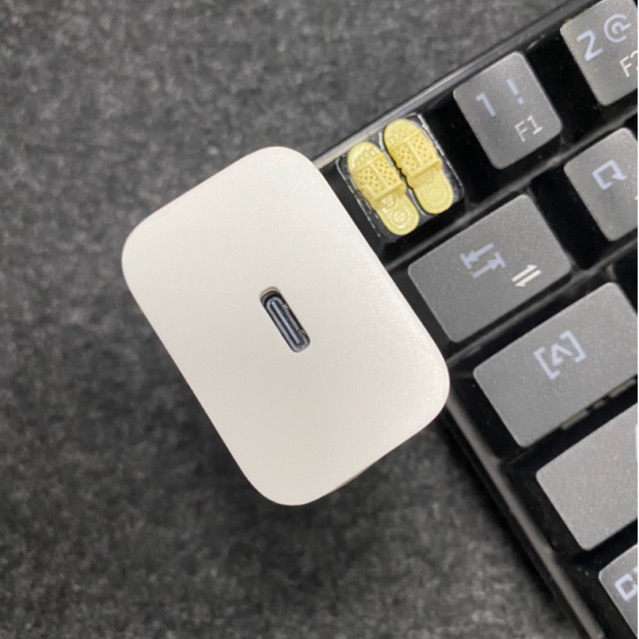 Sạc nhanh PD 20W AOHI mới 100% Trắng