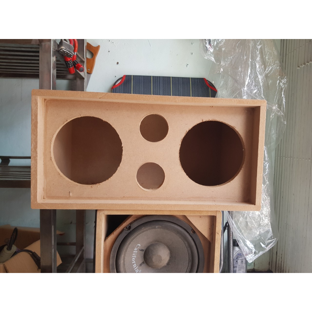 Box loa ván thô bass16