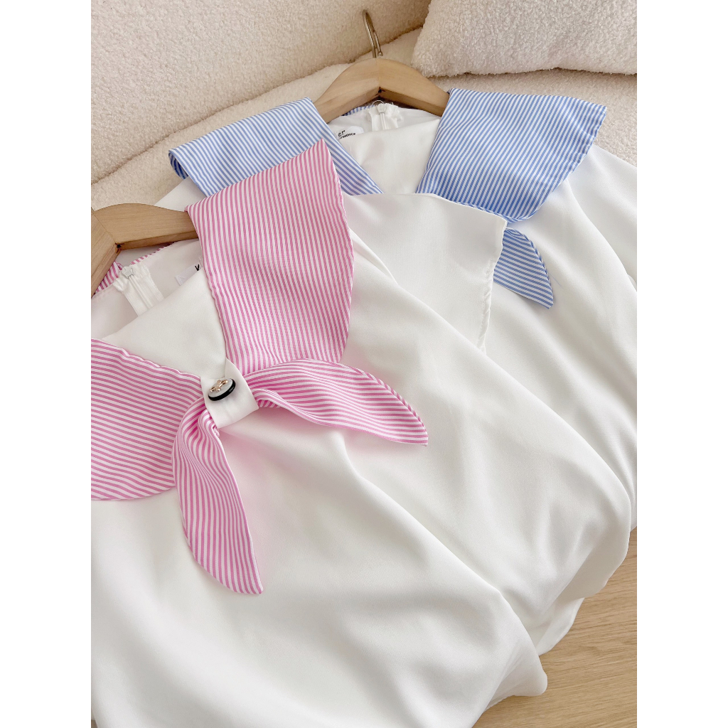 Váy trắng phối cổ sen thắt nơ kẻ sọc 2 màu