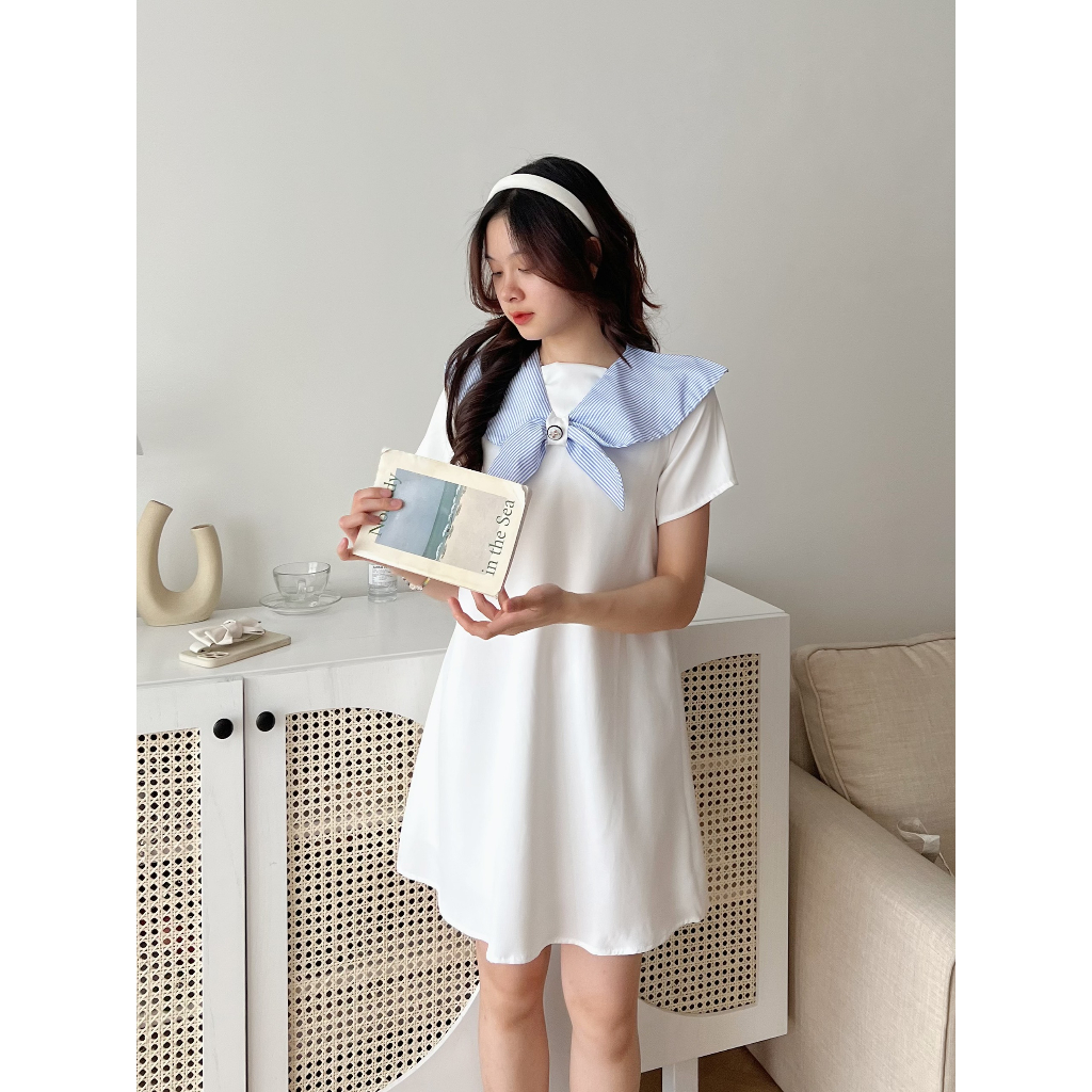 Váy trắng phối cổ sen thắt nơ kẻ sọc 2 màu