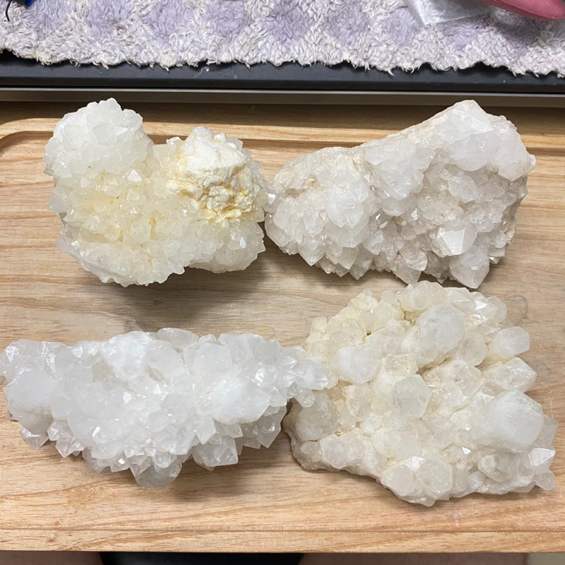 Tinh thể đá Thạch Anh dạng vỉa (Quartz Crystal), dùng trưng bày, sưu tầm, thanh tẩy Tarot...!!!
