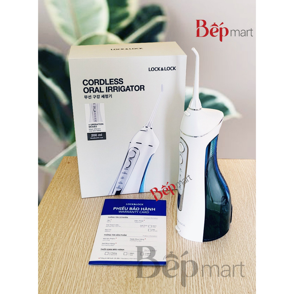 Máy tăm nước không dây LocknLock Cordless Oral Irrigator ENR156BLU - kèm 2 đầu tăm - bepmart- Hàng chính hãng
