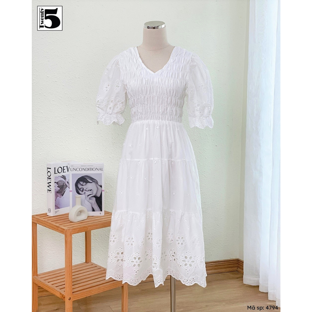 Đầm nữ Twentyfive midi cổ V dáng xòe ngắn tay chun ôm ngực vải thô họa tiết hoa cắt thêu 4794