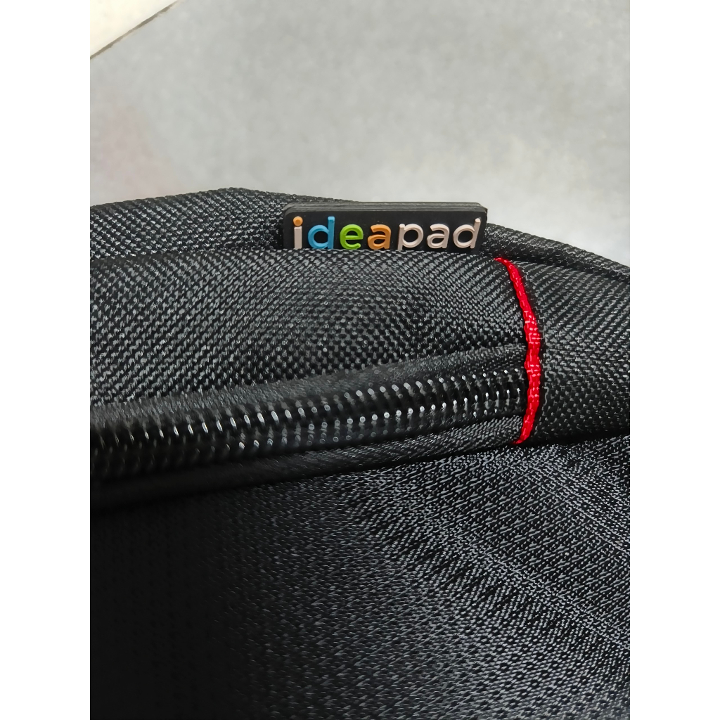 Túi đeo laptop chính hãng Lenovo 15.6 inch