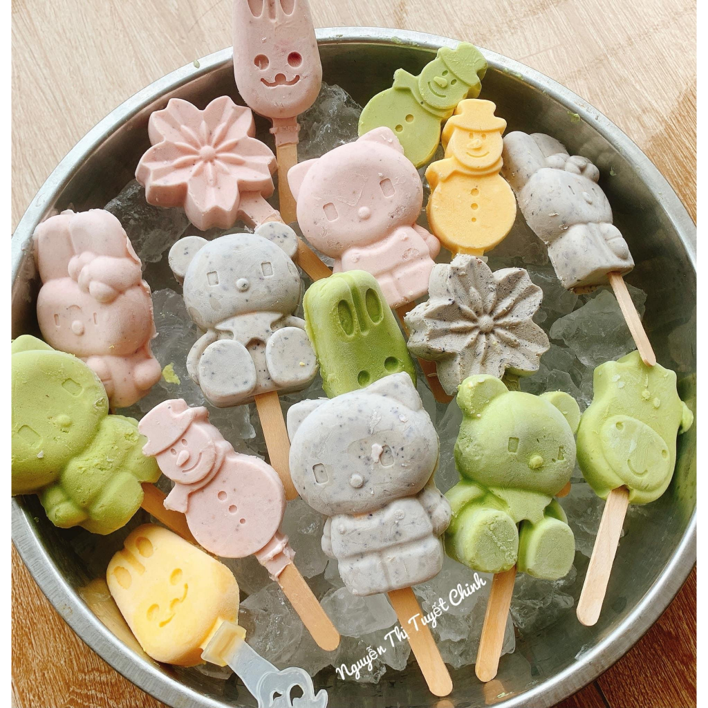 Khuôn làm kem silicon kèm nắp kèm que