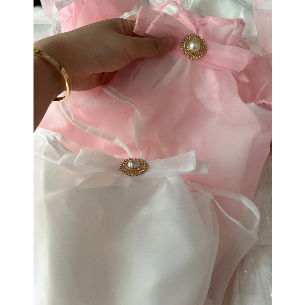 Đầm váy yếm nữ nơ ngực có dây buộc tay bồng trễ vai hot trend tôn da, tôn dáng với tone màu đơn giản diện đi chơi,đi làm