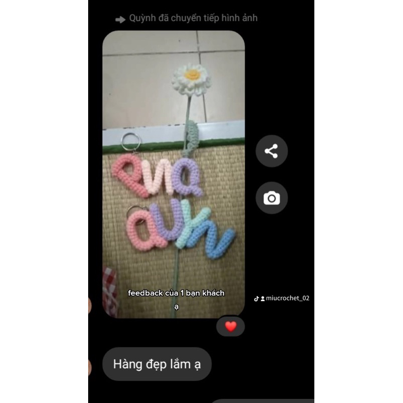 Móc khoá chữ cái bằng len