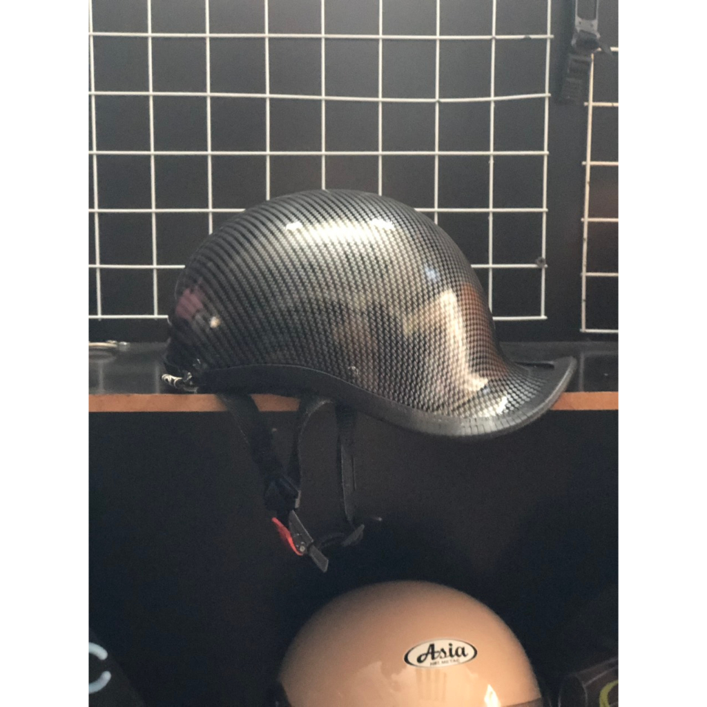 Mũ bảo hiểm Gangster đội ngược hàng đẹp