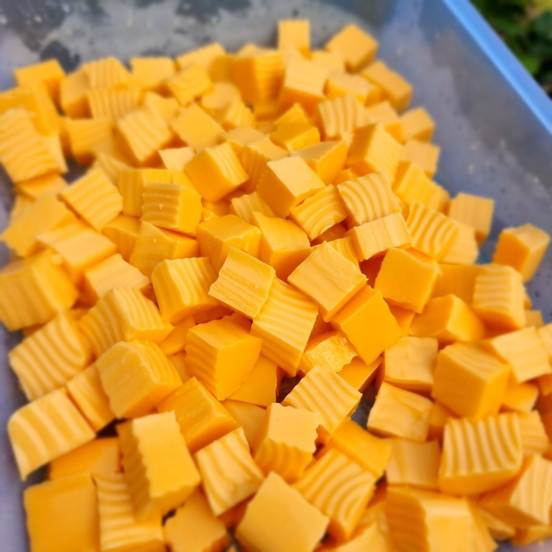 Khúc Bạch Tầng Các Vị  - TIỆM BEE