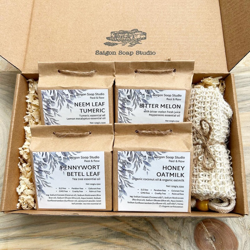 Combo TIẾT KIỆM gồm 4 bánh xà phòng handmade thảo mộc 90g Saigon Soap Studio