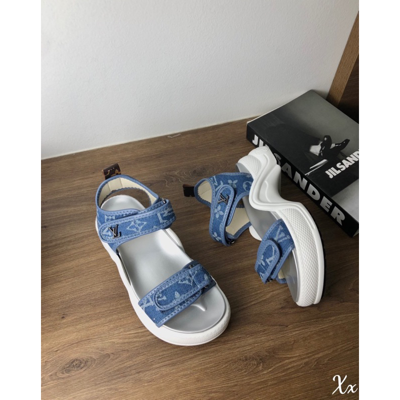 Sandal lv demin hoạ tiết quai dán ngang đế cao fullbox