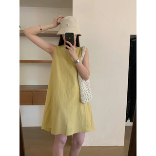 Váy m.c vàng cổ tròn không tay dáng ngắn basic