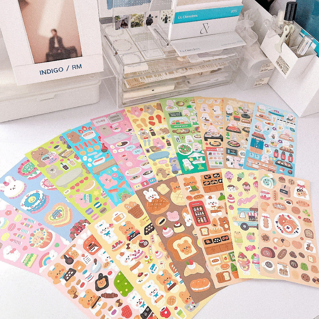 Set 4 stickers cán mờ Daiso Hàn