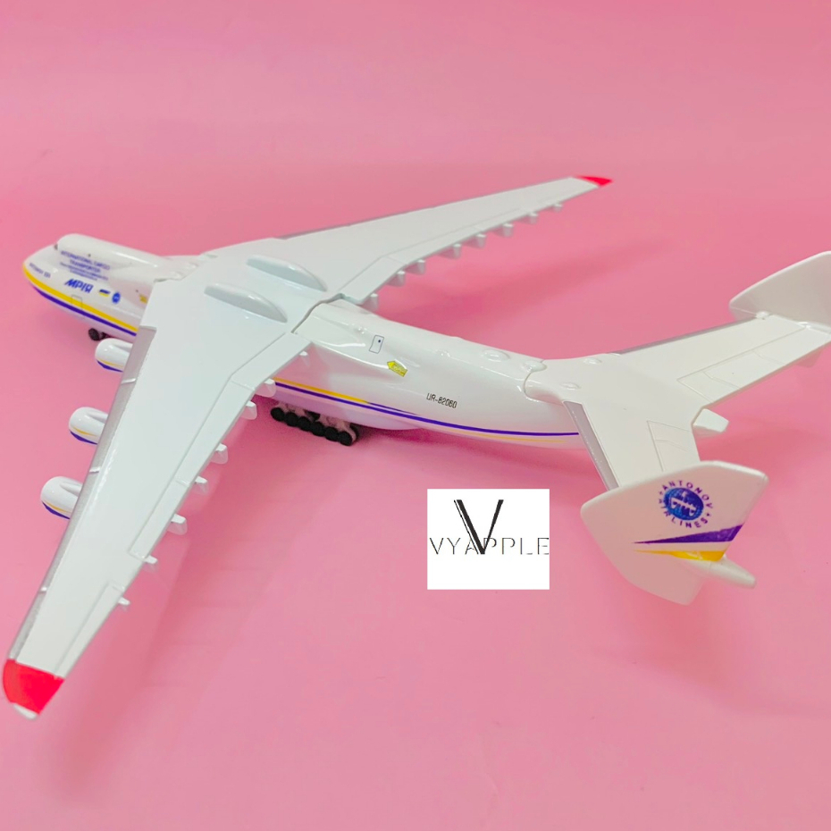 Mô Hình Máy Bay Vận Tải Antonov Airlines AN225 Cao Cấp Tỉ Lệ Chuẩn 20cm
