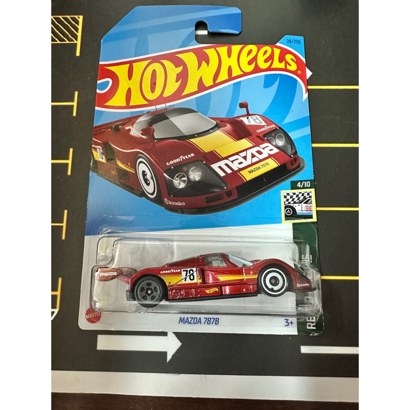 Xe mô hình Hot Wheels Mazda 787b