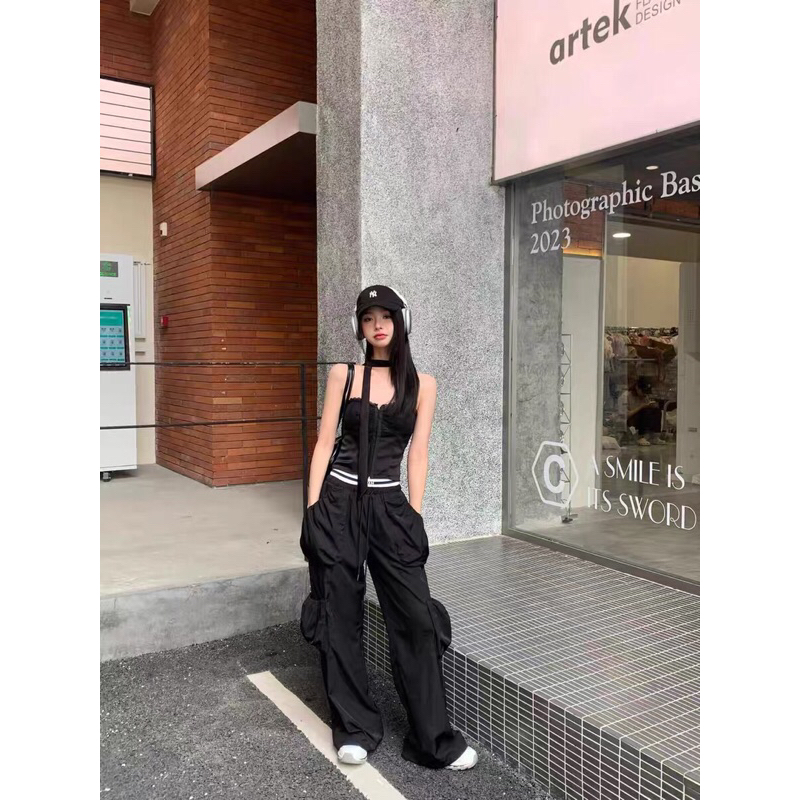 [CÓ BIGSIZE] Varvet Áo Croptop Hai Cài Núc Cá Tính Black Outfit Retro Phong Cách Thời Trang | BigBuy360 - bigbuy360.vn