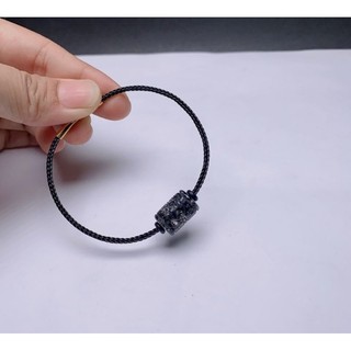 Vòng lu thống chạm thạch anh tóc đen