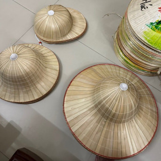 Nón cối lá vành rộng