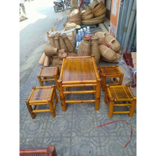 Bộ bàn ghế tre trúc 4 ghế.đã xử lí chống mối mọt sơn phủ bóng