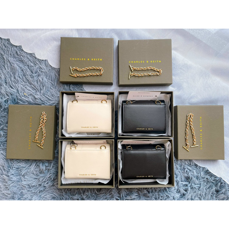 Ví 𝐂𝐡𝐚𝐫𝐥𝐞𝐬 & 𝐊𝐞𝐢𝐭𝐡