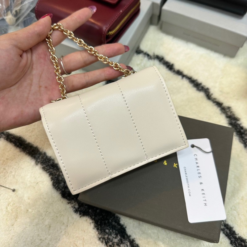 Ví 𝐂𝐡𝐚𝐫𝐥𝐞𝐬 & 𝐊𝐞𝐢𝐭𝐡