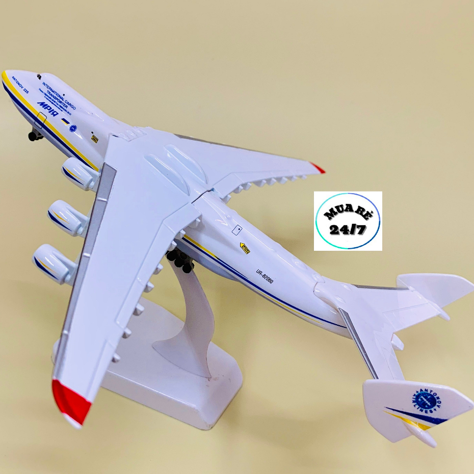 Mô hình máy bay vận tải Antonov Airlines AN225 cao cấp 20cm có bánh xe kèm chân đế
