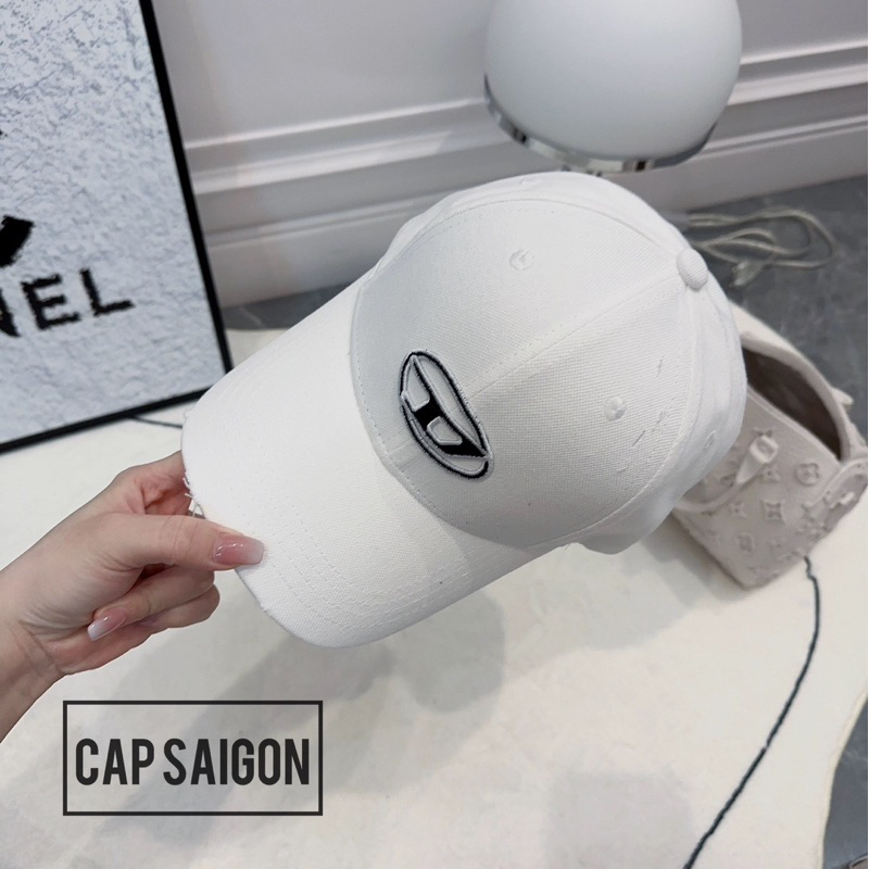 Mũ kaki CAPSAIGON thêu logo trendy 2023 rách nhẹ unisex nam nữ phong cách Hàn Quốc