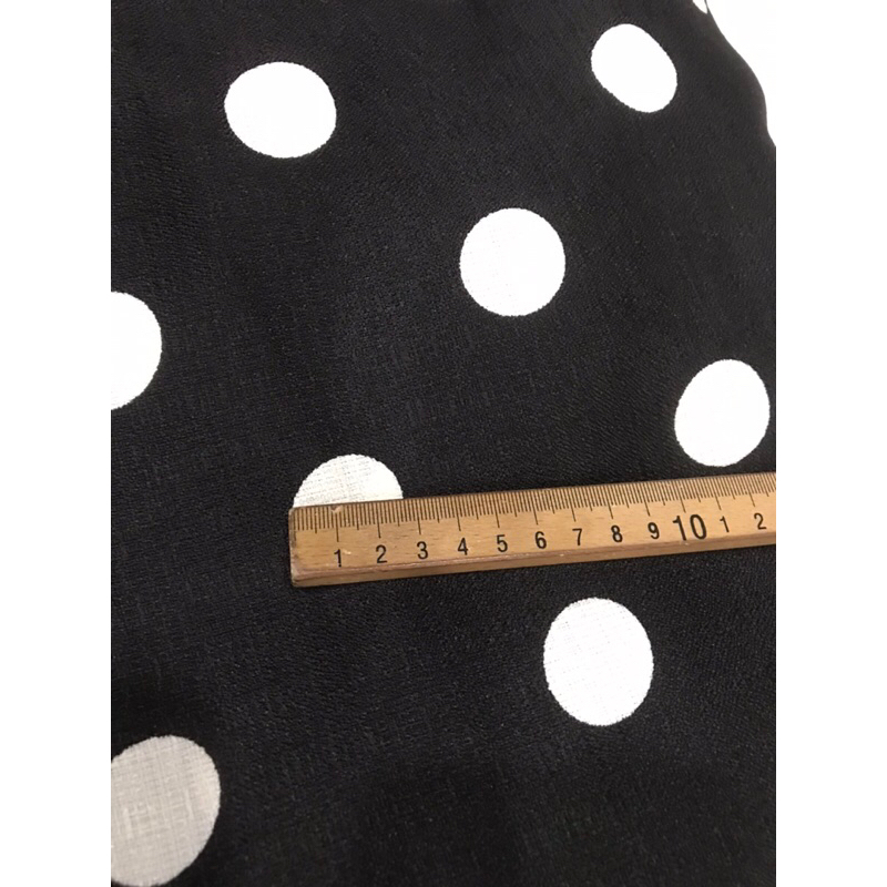 Vải Linen Bố chấm bi dày vừa chất thô form đứng may đầm váy,quần ,thiết kế thời trang