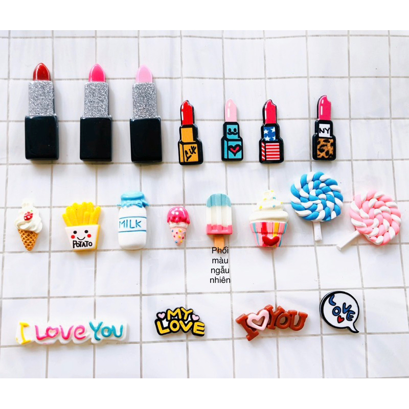 (chat chọn mẫu) charm nhựa logo gắn vỏ hộ chiếu đính passport cover phù điêu thêm bao hộ chiếu, ví tiền