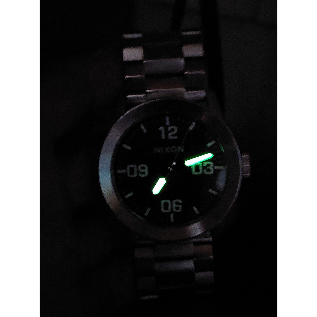 Đồng hồ nam Nixon đen full hộp chạy pin hàng Si