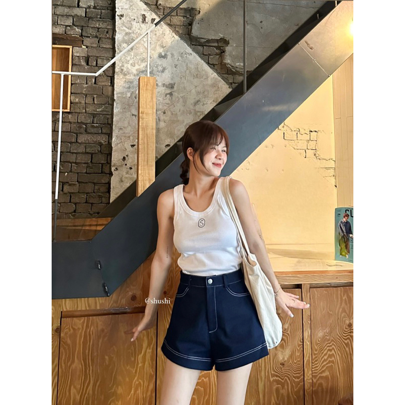 𝐈𝐫𝐢𝐬 𝐃𝐞𝐧𝐢𝐦 𝐒𝐡𝐨𝐫𝐭𝐬 -